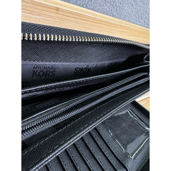 Michael Kors Wallet Black Leather Zip Around Wristlet Large High Capacity MK - Picture 7 of 10